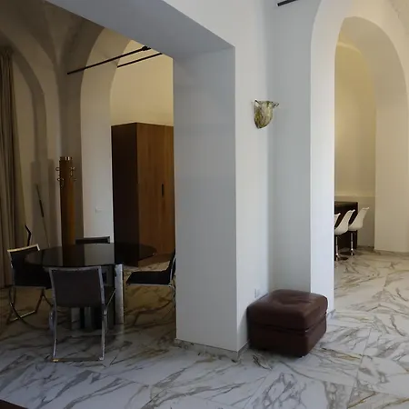 Helmirage Luxury Fori Imperiali Рим