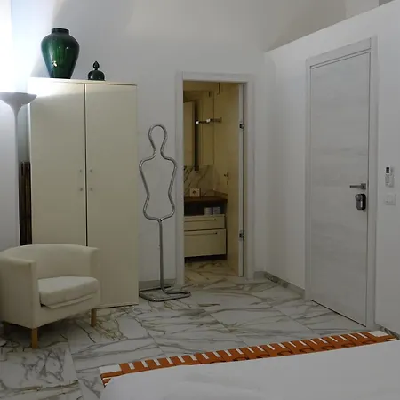 Helmirage Luxury Fori Imperiali Guest house Rome