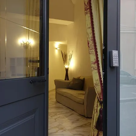 Helmirage Luxury Fori Imperiali Guest house